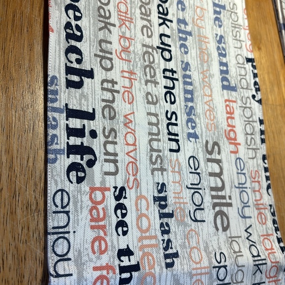 Summertime table runner - Picture 3 of 4